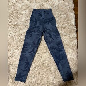 Ptula Women’s Leggings